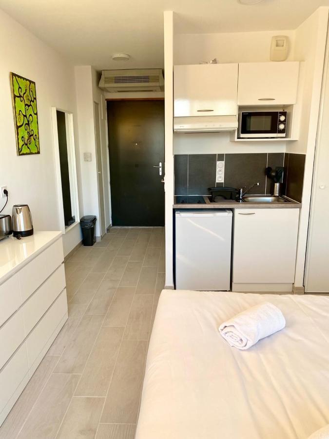 Les Jardins D'Athena Aparthotel Eguilles Luaran gambar